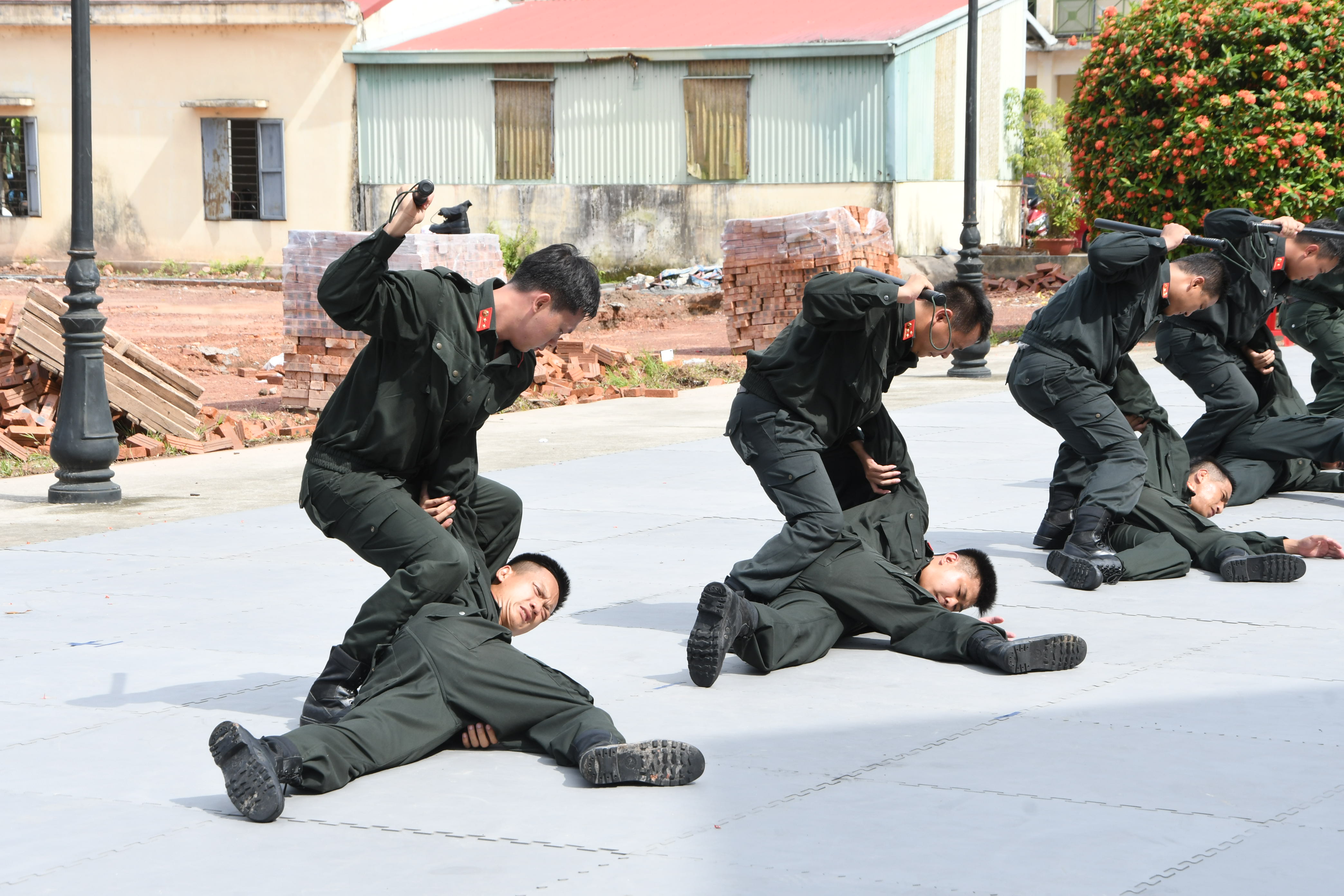 Dự thảo Luật sửa đổi, bổ sung một số điều của Luật Cảnh vệ